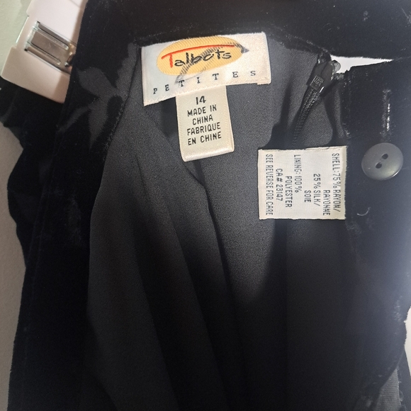 Talbot Velour/Velvet Burnout Black Skirt Size 14 - Picture 5 of 7